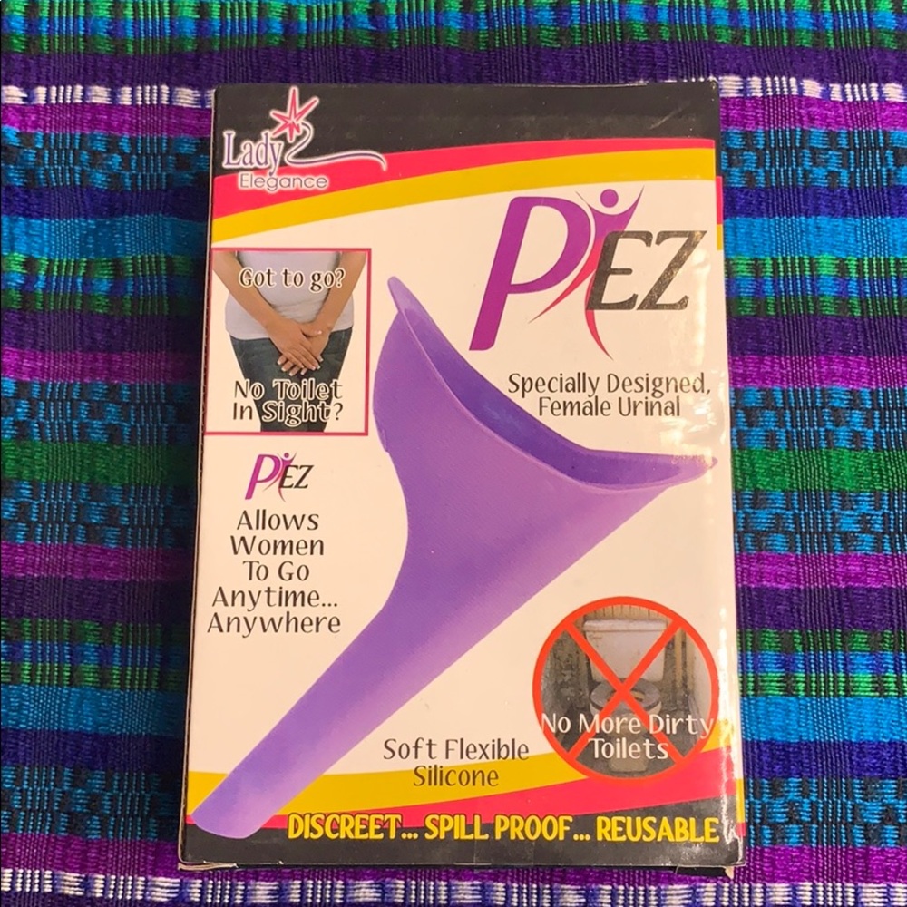 Soft silicone cup to help us women pee standing up